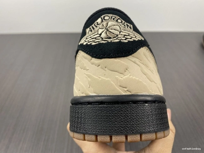 Carnivore SoleFly DN3400-001 1 x Jordan Air Low 1009